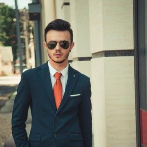 Meet your Posher, Cara